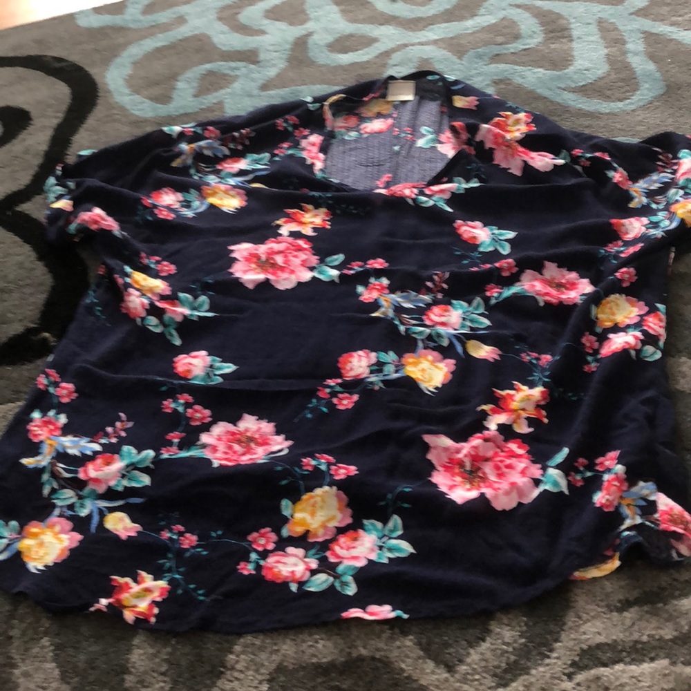 Floral print navy blue blouse